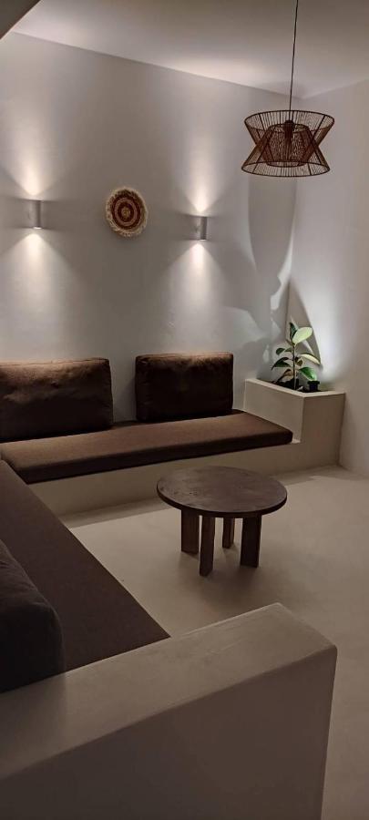 Lejardin Suites Santorini Pýrgos المظهر الخارجي الصورة